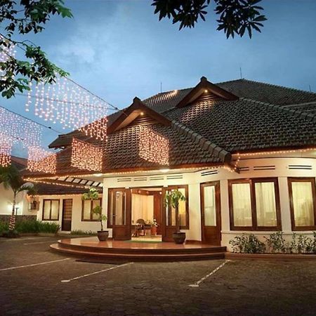 Paniisan Hotel Бандунг Екстер'єр фото