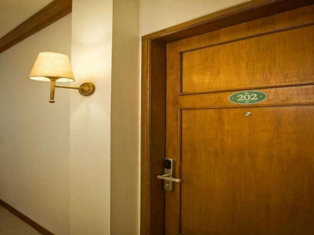 Paniisan Hotel Бандунг Екстер'єр фото