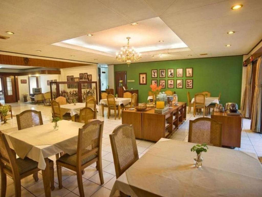 Paniisan Hotel Бандунг Екстер'єр фото