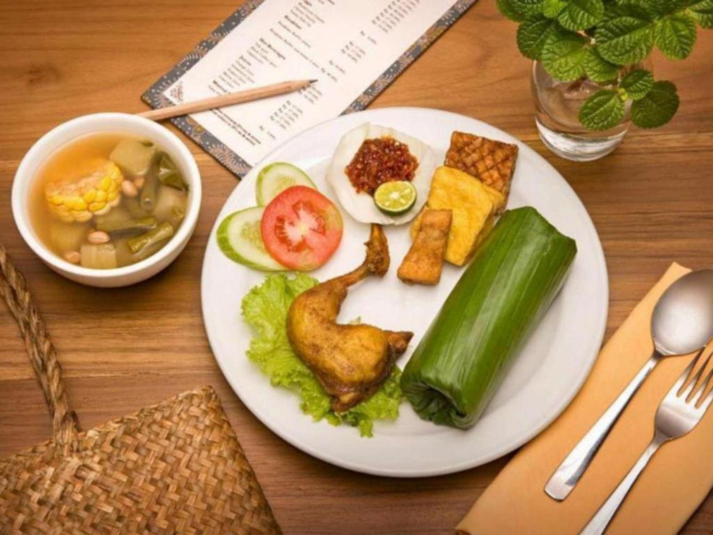 Paniisan Hotel Бандунг Екстер'єр фото