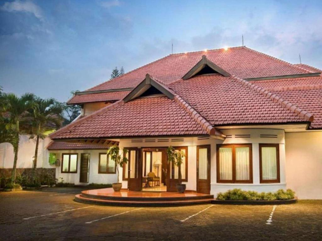 Paniisan Hotel Бандунг Екстер'єр фото